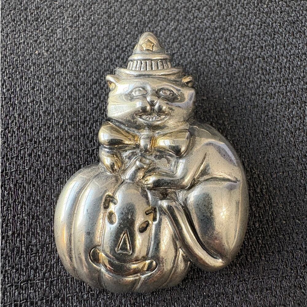 MJ Signed Silver Tone Halloween Cat Witch Pumpkin Pin Pendant Brooch